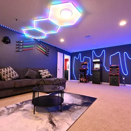 Dream Family Escape At Windsor At Westside Resort